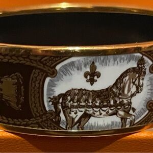 Hermes Brown and Gold Horse Design Bangle

Authentic